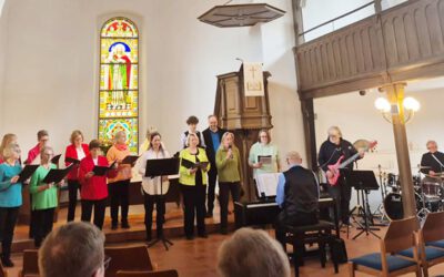 Erster Pop-Gottesdienst begeistert in Lüdenhausen