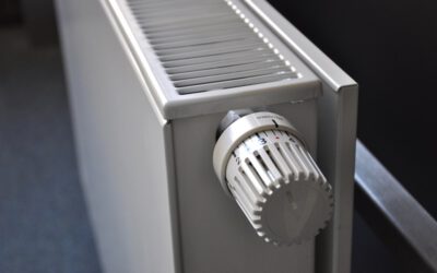 Steigende Preise für Energie und Kraftstoffe belasten Haushalte mit niedrigen Einkommen besonders