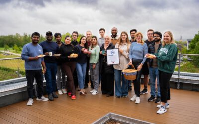 258 Meter Gemeinschaft: TH OWL holt Frühstückstafel-Weltrekord