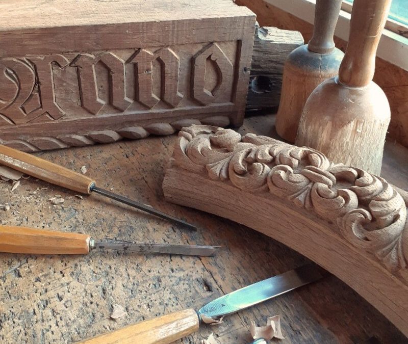 Workshop: Gestalten mit Holz und Papier