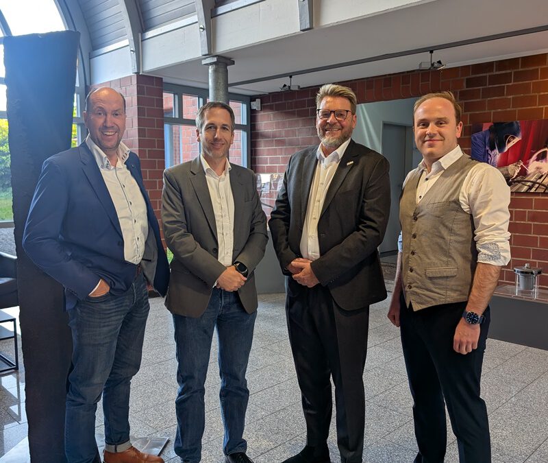 IHK Lippe mit Wirtschaftsgespräch in Oerlinghausen