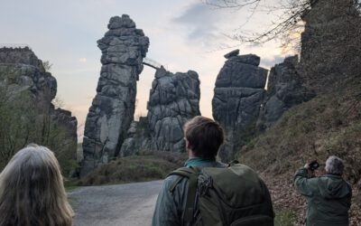 Die Externsteine im Morgenlicht erleben