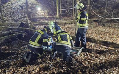 Gemeinsame Übung der Freiwilligen Feuerwehr Lemgo und THW-Ortsgruppe Lemgo stärkt Zusammenarbeit