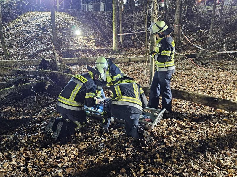 Gemeinsame Übung der Freiwilligen Feuerwehr Lemgo und THW-Ortsgruppe Lemgo stärkt Zusammenarbeit
