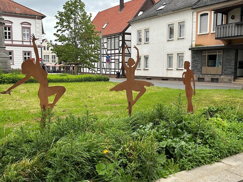 Ausstellung KLEINSTADTMENSCHEN in der Nelkenstadt