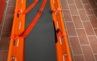 Feuerwehr unterstützt Rettungsdienst bei Tragehilfe