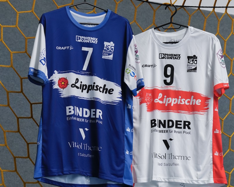 Blau, weiß, rot – die Bundesliga-Trikots des Deutschen Meisters