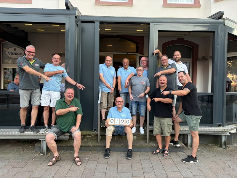 Historischer Kegelmoment bei den SkittleBrothers