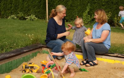 Neues Angebot im Kreis Lippe: Ehrenamtliche Familienpaten entlasten junge Familien im Alltag