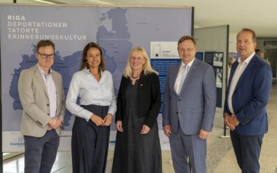 Ausstellung „Riga. Deportationen – Tatorte – Erinnerungskultur“ gastiert bei der Bezirksregierung