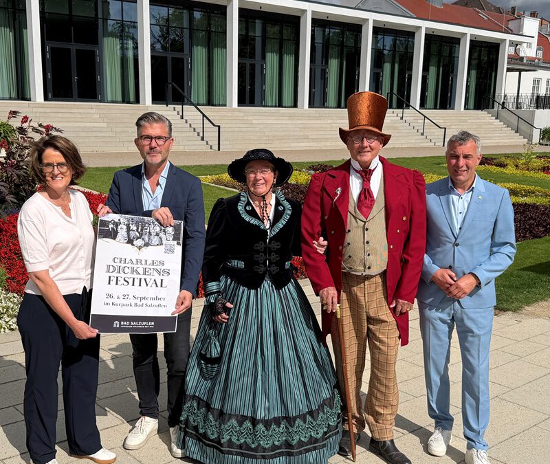 Zeitreise ins 19. Jahrhundert: Charles Dickens-Festival verwandelt Kurpark in historische Kulisse