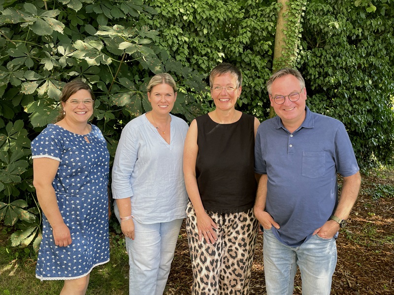 „Von der Schule in den Beruf“: Digitales Elternprogramm im ersten Schulhalbjahr 2026/ 2027